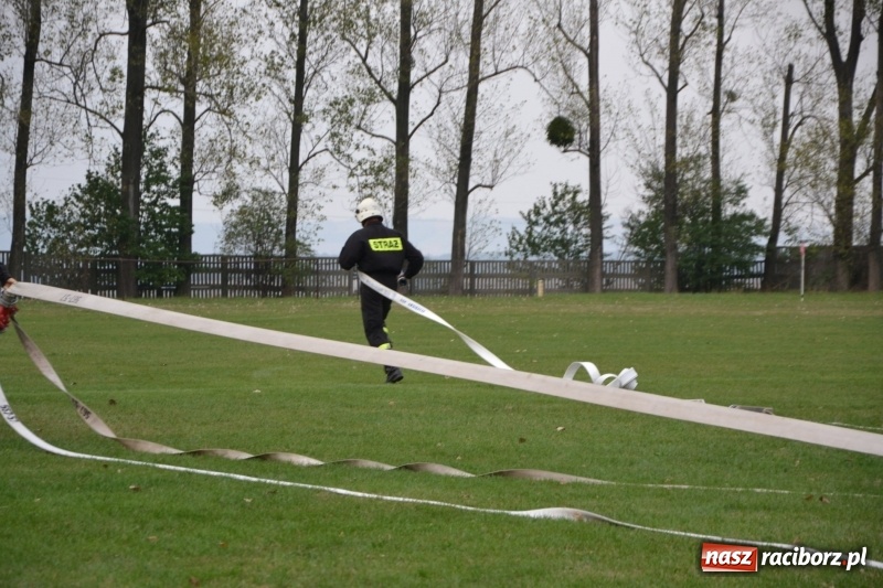 Zdjęcie w galerii na portalu naszraciborz.pl: Oldboje z Rudyszwałdu jak młodzieniaszki. Zdobyli Puchar Prezesa OSP Owsiszcze ze świetnym czasem wiadomości z regionu