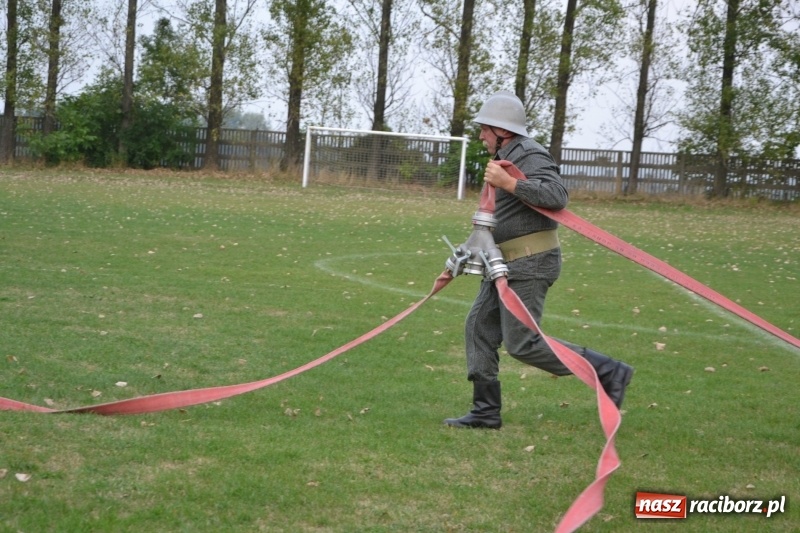 Zdjęcie w galerii na portalu naszraciborz.pl: Oldboje z Rudyszwałdu jak młodzieniaszki. Zdobyli Puchar Prezesa OSP Owsiszcze ze świetnym czasem wiadomości z regionu
