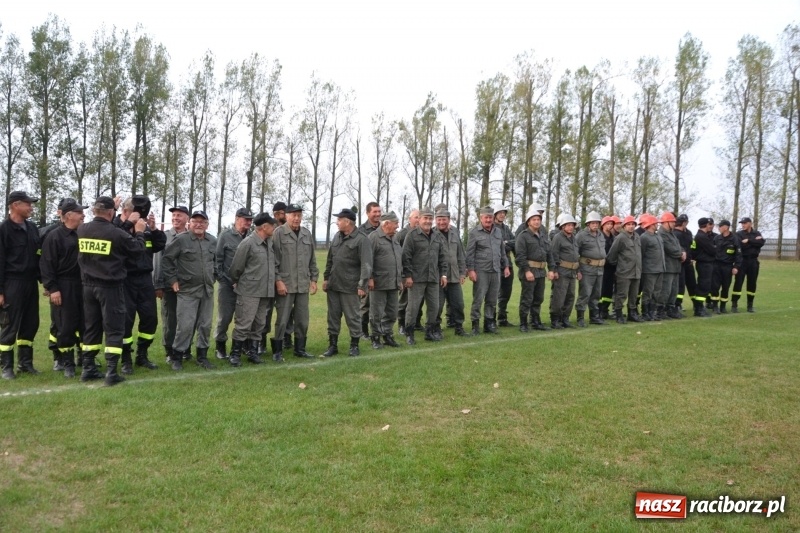 Zdjęcie w galerii na portalu naszraciborz.pl: Oldboje z Rudyszwałdu jak młodzieniaszki. Zdobyli Puchar Prezesa OSP Owsiszcze ze świetnym czasem wiadomości z regionu
