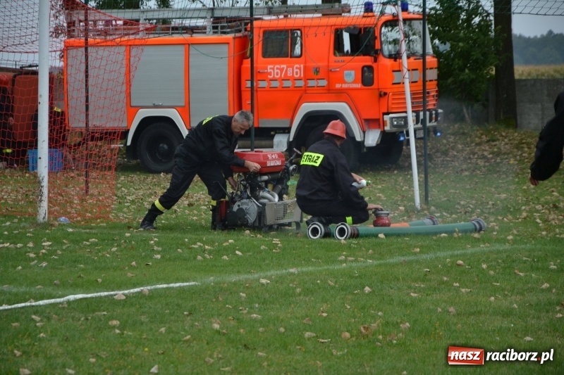 Zdjęcie w galerii na portalu naszraciborz.pl: Oldboje z Rudyszwałdu jak młodzieniaszki. Zdobyli Puchar Prezesa OSP Owsiszcze ze świetnym czasem wiadomości z regionu