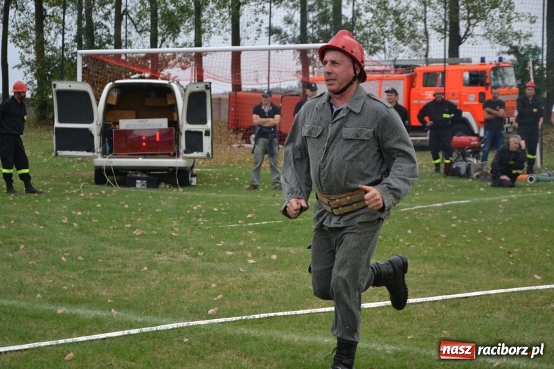 Zdjęcie w galerii na portalu naszraciborz.pl: Oldboje z Rudyszwałdu jak młodzieniaszki. Zdobyli Puchar Prezesa OSP Owsiszcze ze świetnym czasem wiadomości z regionu