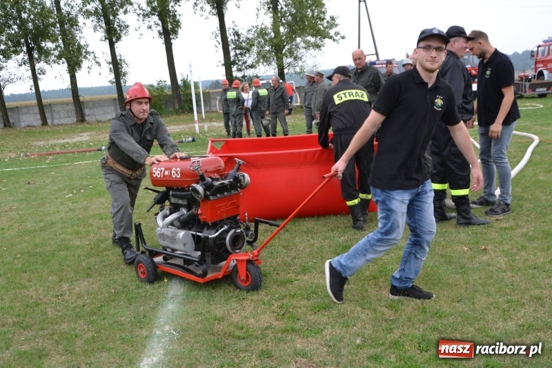 Zdjęcie w galerii na portalu naszraciborz.pl: Oldboje z Rudyszwałdu jak młodzieniaszki. Zdobyli Puchar Prezesa OSP Owsiszcze ze świetnym czasem wiadomości z regionu