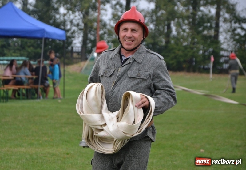 Zdjęcie w galerii na portalu naszraciborz.pl: Oldboje z Rudyszwałdu jak młodzieniaszki. Zdobyli Puchar Prezesa OSP Owsiszcze ze świetnym czasem wiadomości z regionu