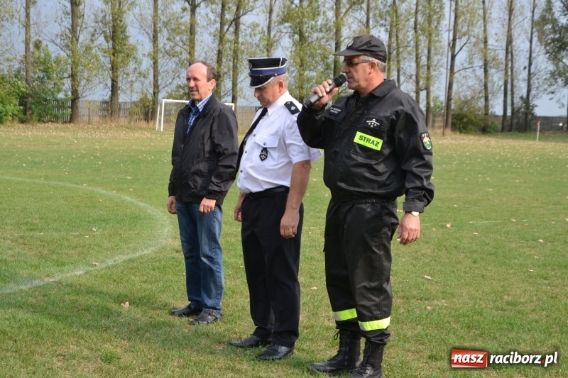 Zdjęcie w galerii na portalu naszraciborz.pl: Oldboje z Rudyszwałdu jak młodzieniaszki. Zdobyli Puchar Prezesa OSP Owsiszcze ze świetnym czasem wiadomości z regionu