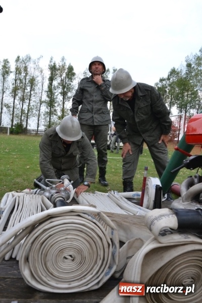Zdjęcie w galerii na portalu naszraciborz.pl: Oldboje z Rudyszwałdu jak młodzieniaszki. Zdobyli Puchar Prezesa OSP Owsiszcze ze świetnym czasem wiadomości z regionu