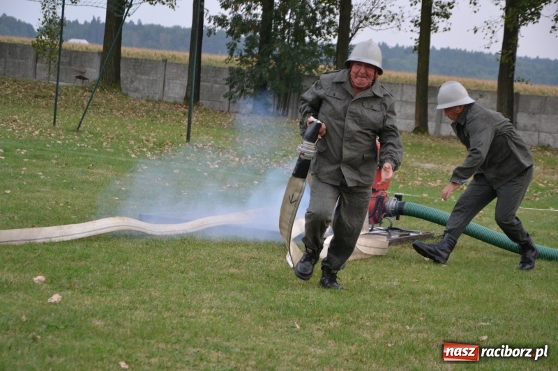 Zdjęcie w galerii na portalu naszraciborz.pl: Oldboje z Rudyszwałdu jak młodzieniaszki. Zdobyli Puchar Prezesa OSP Owsiszcze ze świetnym czasem wiadomości z regionu