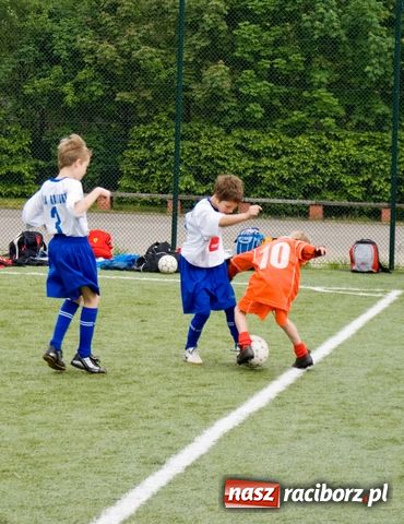 Zdjęcie w galerii na portalu naszraciborz.pl: Mini Liga Trampkarzy na Orliku wiadomości z regionu