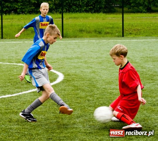 Zdjęcie w galerii na portalu naszraciborz.pl: Mini Liga Trampkarzy na Orliku wiadomości z regionu