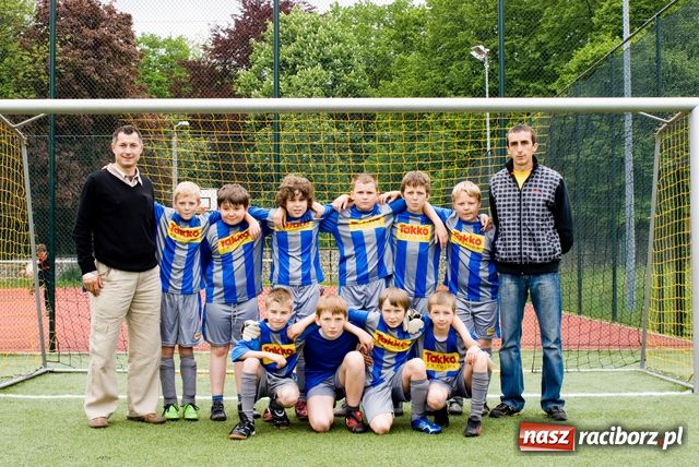 Zdjęcie w galerii na portalu naszraciborz.pl: Mini Liga Trampkarzy na Orliku wiadomości z regionu