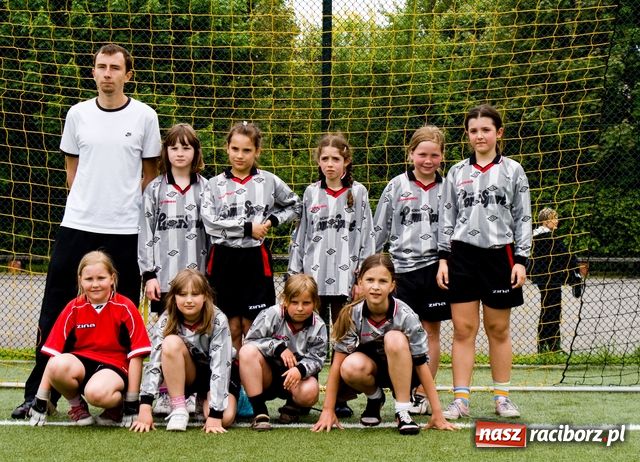 Zdjęcie w galerii na portalu naszraciborz.pl: Mini Liga Trampkarzy na Orliku wiadomości z regionu