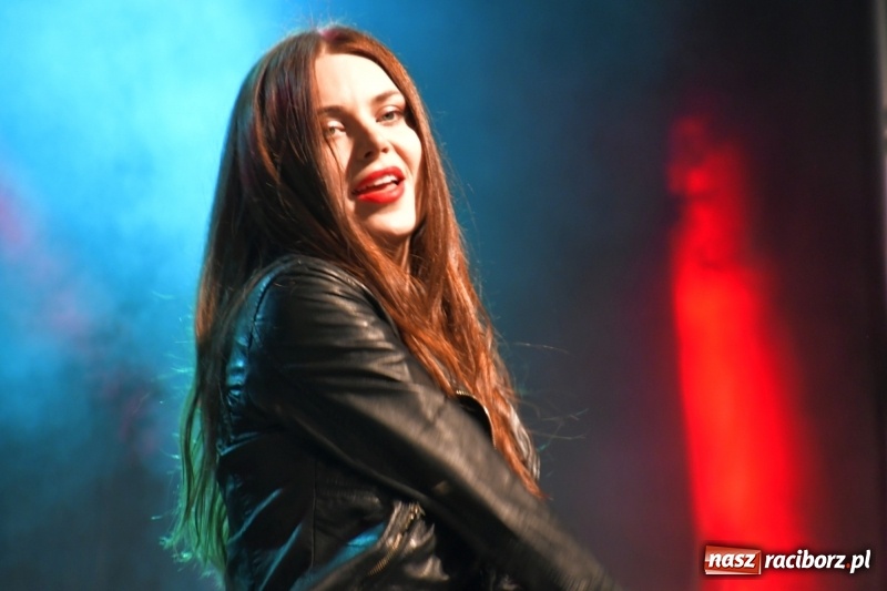 Zdjęcie w galerii na portalu naszraciborz.pl: Monika Lewczuk na Dniach Kuźni Raciborskiej FOTO i VIDEO wiadomości z regionu