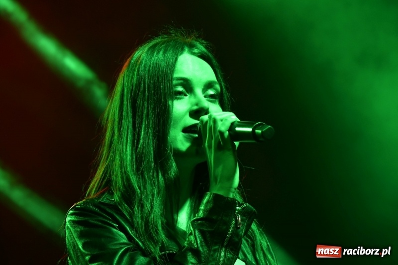 Zdjęcie w galerii na portalu naszraciborz.pl: Monika Lewczuk na Dniach Kuźni Raciborskiej FOTO i VIDEO wiadomości z regionu