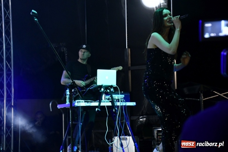 Zdjęcie w galerii na portalu naszraciborz.pl: Monika Lewczuk na Dniach Kuźni Raciborskiej FOTO i VIDEO wiadomości z regionu