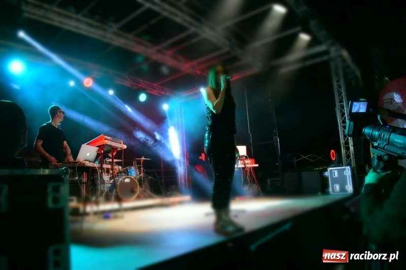 Zdjęcie w galerii na portalu naszraciborz.pl: Monika Lewczuk na Dniach Kuźni Raciborskiej FOTO i VIDEO wiadomości z regionu