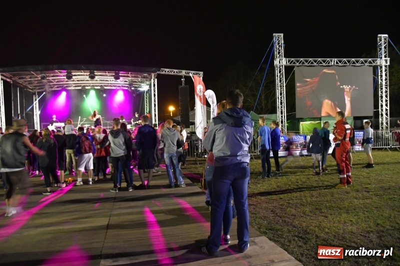 Zdjęcie w galerii na portalu naszraciborz.pl: Monika Lewczuk na Dniach Kuźni Raciborskiej FOTO i VIDEO wiadomości z regionu