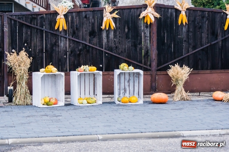 Zdjęcie w galerii na portalu naszraciborz.pl: Mieszkańcy Tworkowa dziękowali za plony FOTO i WIDEO wiadomości z regionu