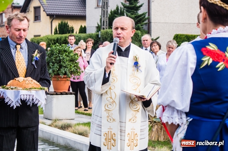 Zdjęcie w galerii na portalu naszraciborz.pl: Mieszkańcy Tworkowa dziękowali za plony FOTO i WIDEO wiadomości z regionu