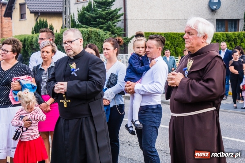 Zdjęcie w galerii na portalu naszraciborz.pl: Mieszkańcy Tworkowa dziękowali za plony FOTO i WIDEO wiadomości z regionu