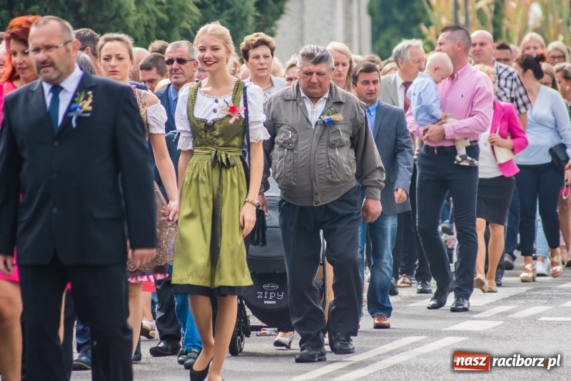 Zdjęcie w galerii na portalu naszraciborz.pl: Mieszkańcy Tworkowa dziękowali za plony FOTO i WIDEO wiadomości z regionu