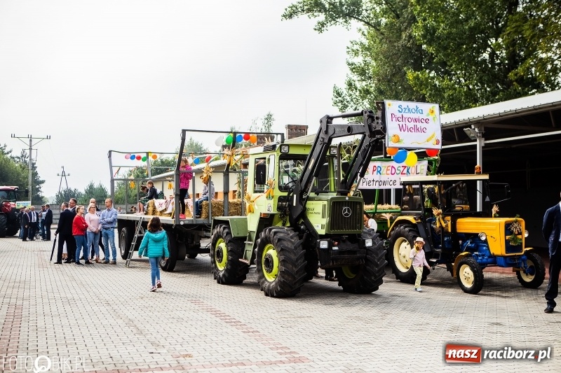 Zdjęcie w galerii na portalu naszraciborz.pl: Powiatowe dożynki w tym roku w Pietrowicach Wielkich  wiadomości z regionu