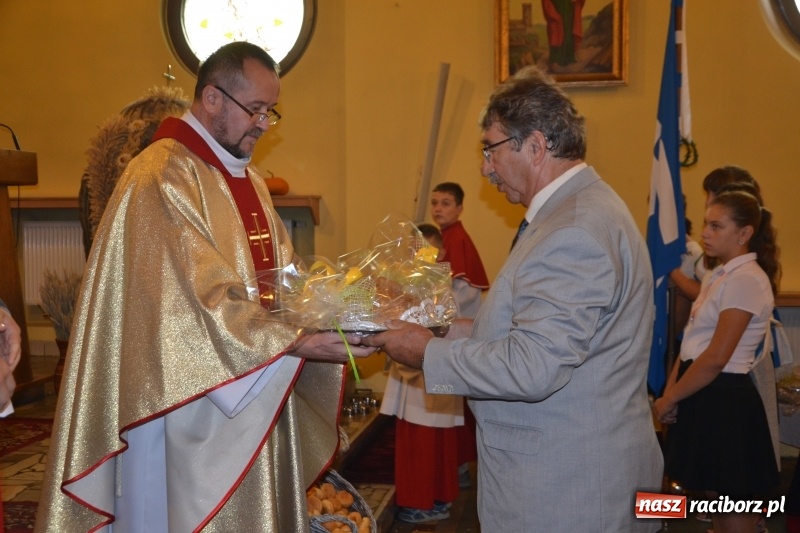 Zdjęcie w galerii na portalu naszraciborz.pl: W Chałupkach rolników mają mało, ale za plony zawsze dziękują  wiadomości z regionu