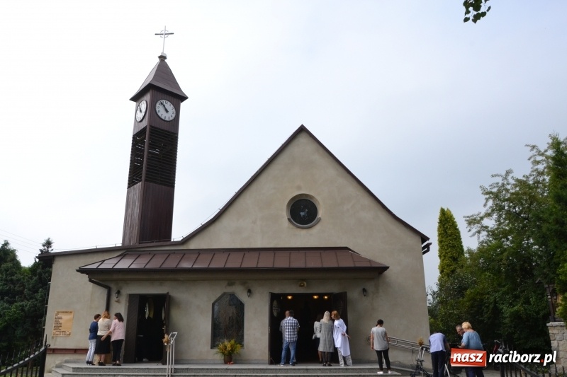 Zdjęcie w galerii na portalu naszraciborz.pl: W Chałupkach rolników mają mało, ale za plony zawsze dziękują  wiadomości z regionu