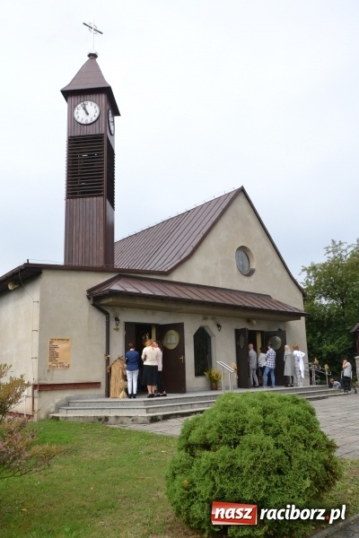 Zdjęcie w galerii na portalu naszraciborz.pl: W Chałupkach rolników mają mało, ale za plony zawsze dziękują  wiadomości z regionu