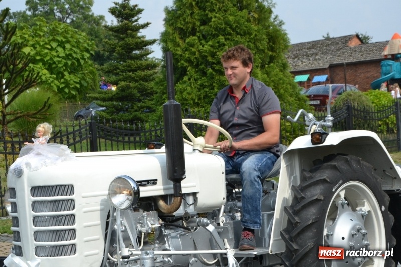 Zdjęcie w galerii na portalu naszraciborz.pl: Kolorowo i cyrkowo na dożynkach w Rudyszwałdzie  wiadomości z regionu