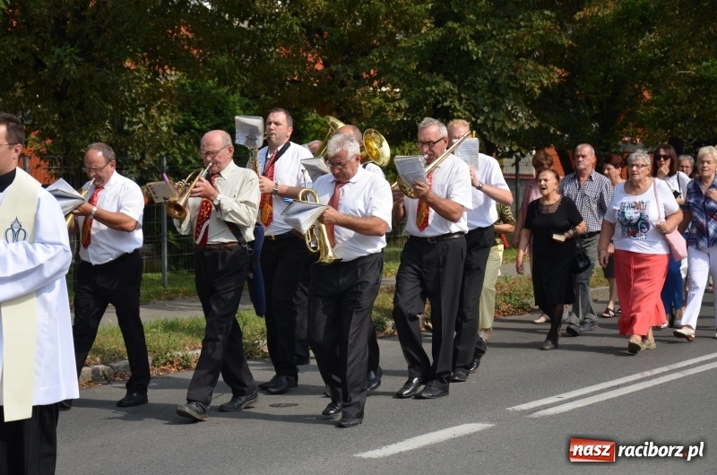 Zdjęcie w galerii na portalu naszraciborz.pl: Parafia NSPJ pielgrzymowała dziś do Raciborskiej Pani  wiadomości z regionu