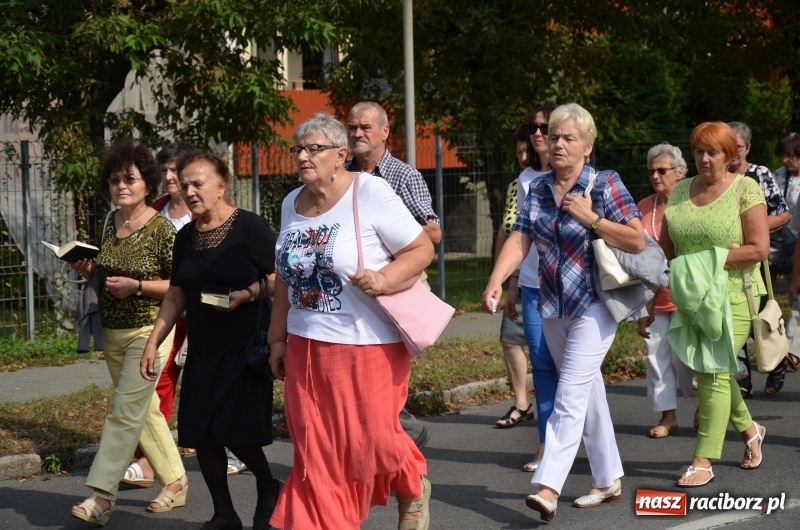 Zdjęcie w galerii na portalu naszraciborz.pl: Parafia NSPJ pielgrzymowała dziś do Raciborskiej Pani  wiadomości z regionu