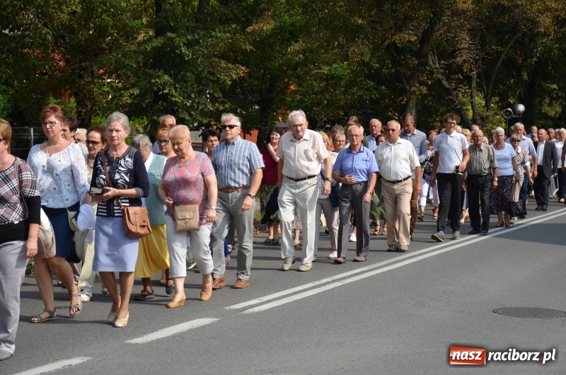 Zdjęcie w galerii na portalu naszraciborz.pl: Parafia NSPJ pielgrzymowała dziś do Raciborskiej Pani  wiadomości z regionu