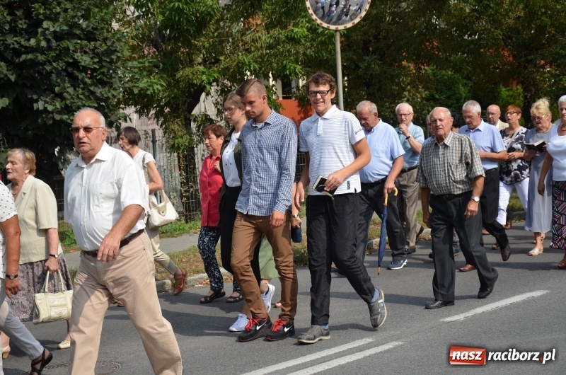 Zdjęcie w galerii na portalu naszraciborz.pl: Parafia NSPJ pielgrzymowała dziś do Raciborskiej Pani  wiadomości z regionu
