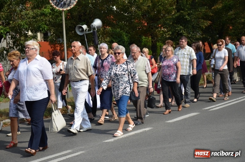 Zdjęcie w galerii na portalu naszraciborz.pl: Parafia NSPJ pielgrzymowała dziś do Raciborskiej Pani  wiadomości z regionu