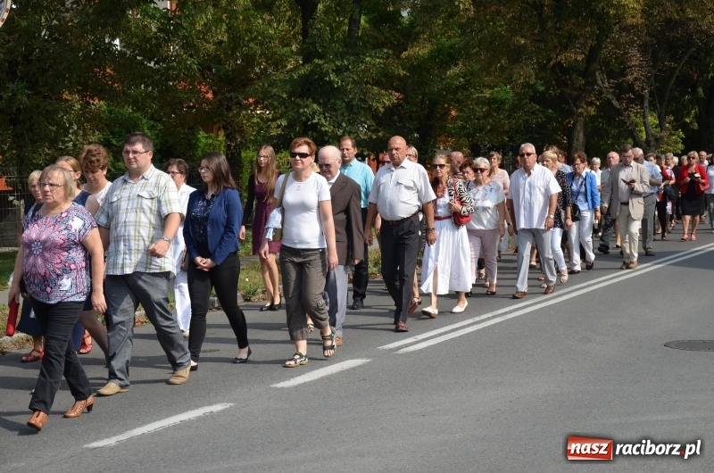 Zdjęcie w galerii na portalu naszraciborz.pl: Parafia NSPJ pielgrzymowała dziś do Raciborskiej Pani  wiadomości z regionu