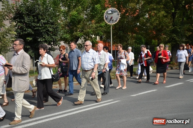 Zdjęcie w galerii na portalu naszraciborz.pl: Parafia NSPJ pielgrzymowała dziś do Raciborskiej Pani  wiadomości z regionu