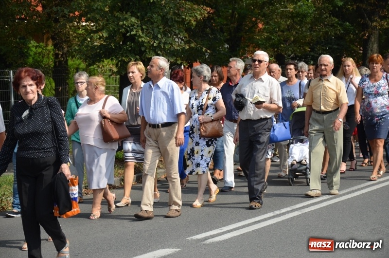 Zdjęcie w galerii na portalu naszraciborz.pl: Parafia NSPJ pielgrzymowała dziś do Raciborskiej Pani  wiadomości z regionu