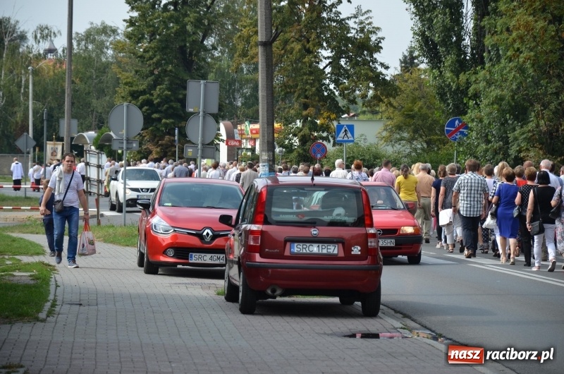 Zdjęcie w galerii na portalu naszraciborz.pl: Parafia NSPJ pielgrzymowała dziś do Raciborskiej Pani  wiadomości z regionu
