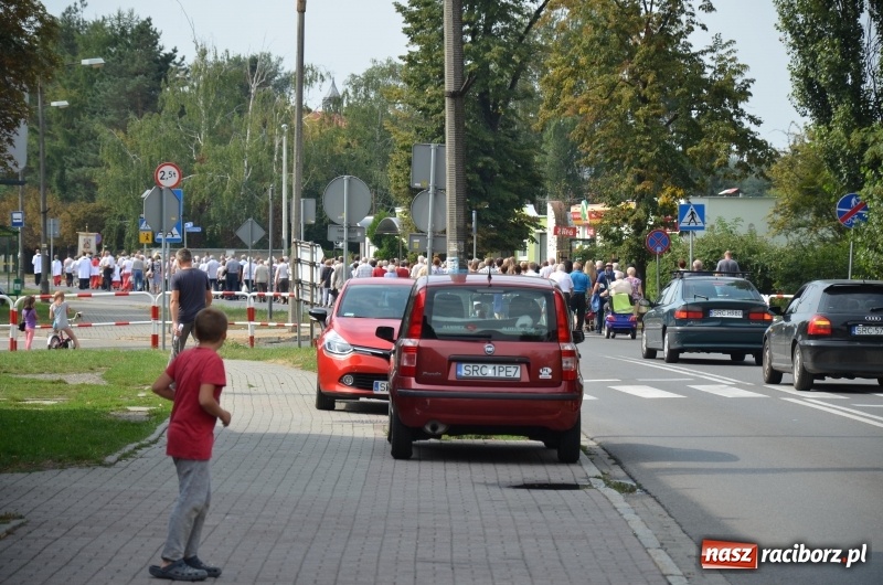 Zdjęcie w galerii na portalu naszraciborz.pl: Parafia NSPJ pielgrzymowała dziś do Raciborskiej Pani  wiadomości z regionu