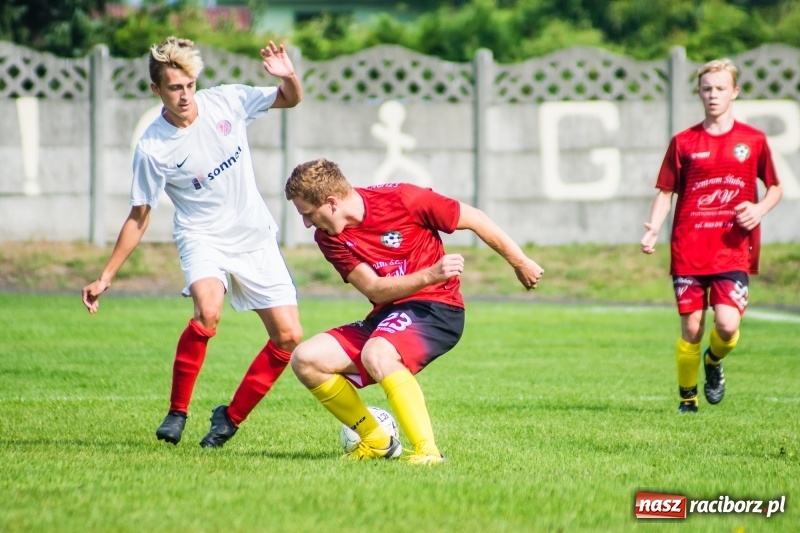 Zdjęcie w galerii na portalu naszraciborz.pl: C klasa. Mało porywający pojedynek rezerw Tworkowa i Czyżowic wiadomości z regionu