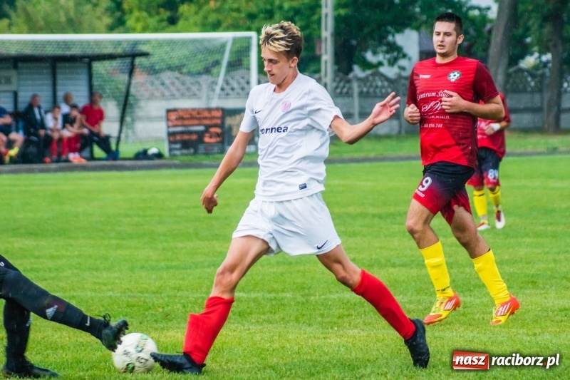 Zdjęcie w galerii na portalu naszraciborz.pl: C klasa. Mało porywający pojedynek rezerw Tworkowa i Czyżowic wiadomości z regionu