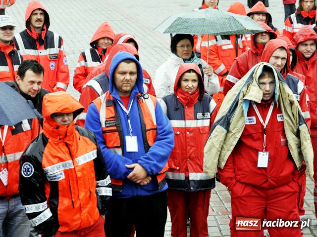 Zdjęcie w galerii na portalu naszraciborz.pl: Ratownicy odjechali z nagrodami wiadomości z regionu