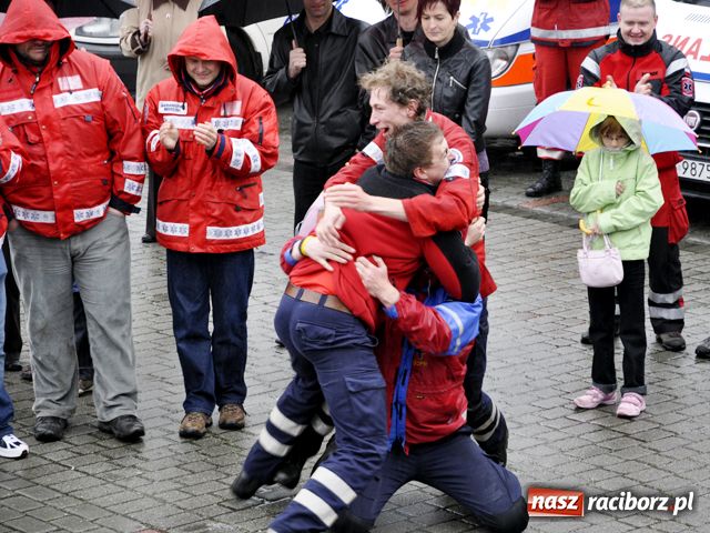 Zdjęcie w galerii na portalu naszraciborz.pl: Ratownicy odjechali z nagrodami wiadomości z regionu