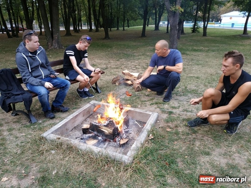 Zdjęcie w galerii na portalu naszraciborz.pl: Ratownicy raciborskiego H2Ostróg na szkoleniu kajakarskim wiadomości z regionu