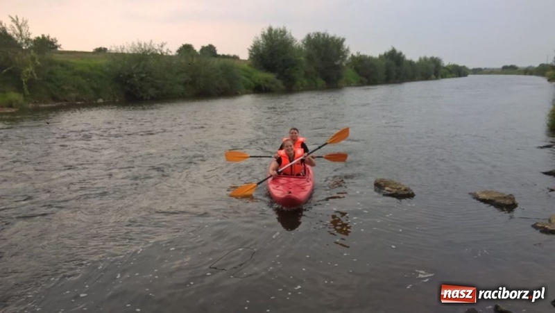 Zdjęcie w galerii na portalu naszraciborz.pl: Ratownicy raciborskiego H2Ostróg na szkoleniu kajakarskim wiadomości z regionu