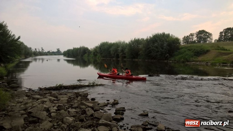 Zdjęcie w galerii na portalu naszraciborz.pl: Ratownicy raciborskiego H2Ostróg na szkoleniu kajakarskim wiadomości z regionu