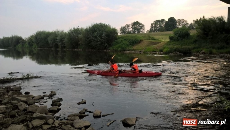 Zdjęcie w galerii na portalu naszraciborz.pl: Ratownicy raciborskiego H2Ostróg na szkoleniu kajakarskim wiadomości z regionu