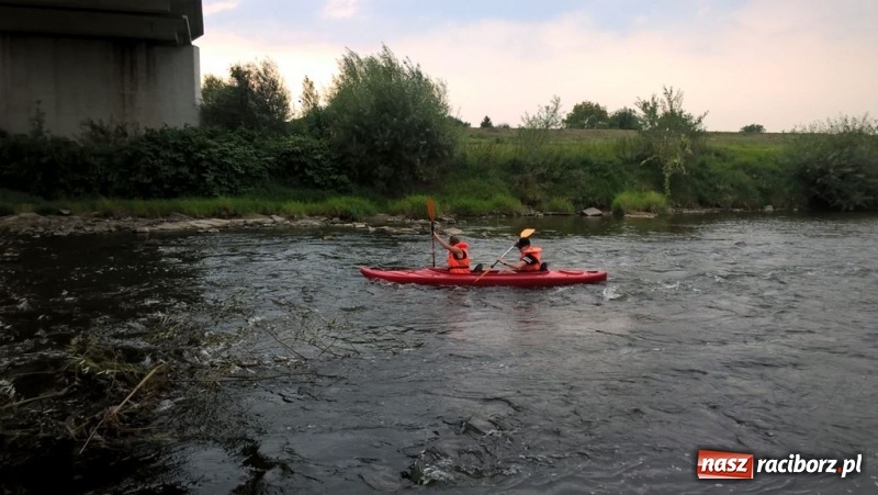 Zdjęcie w galerii na portalu naszraciborz.pl: Ratownicy raciborskiego H2Ostróg na szkoleniu kajakarskim wiadomości z regionu