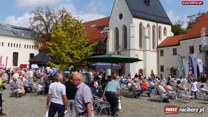 Zdjęcie w galerii na portalu naszraciborz.pl: Śląskie Senioralia z raciborską biblioteką wiadomości z regionu