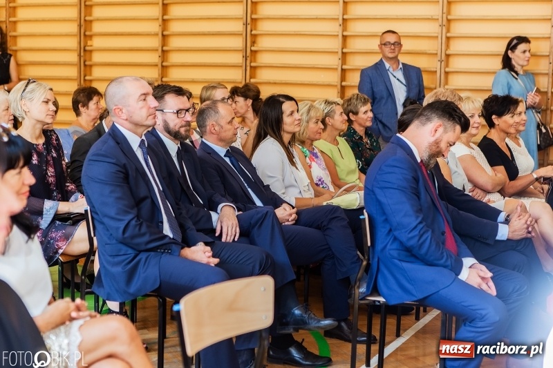 Zdjęcie w galerii na portalu naszraciborz.pl: Miejska inauguracja roku szkolnego w SP 13 wiadomości z regionu