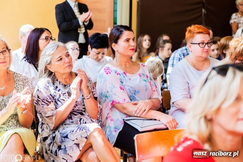 Zdjęcie w galerii na portalu naszraciborz.pl: Miejska inauguracja roku szkolnego w SP 13 wiadomości z regionu